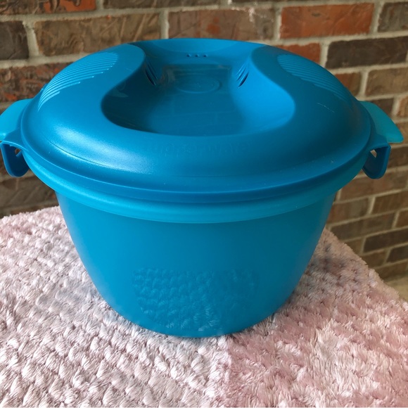 Tupperware Microwave Rice Maker - Picture 2 of 7